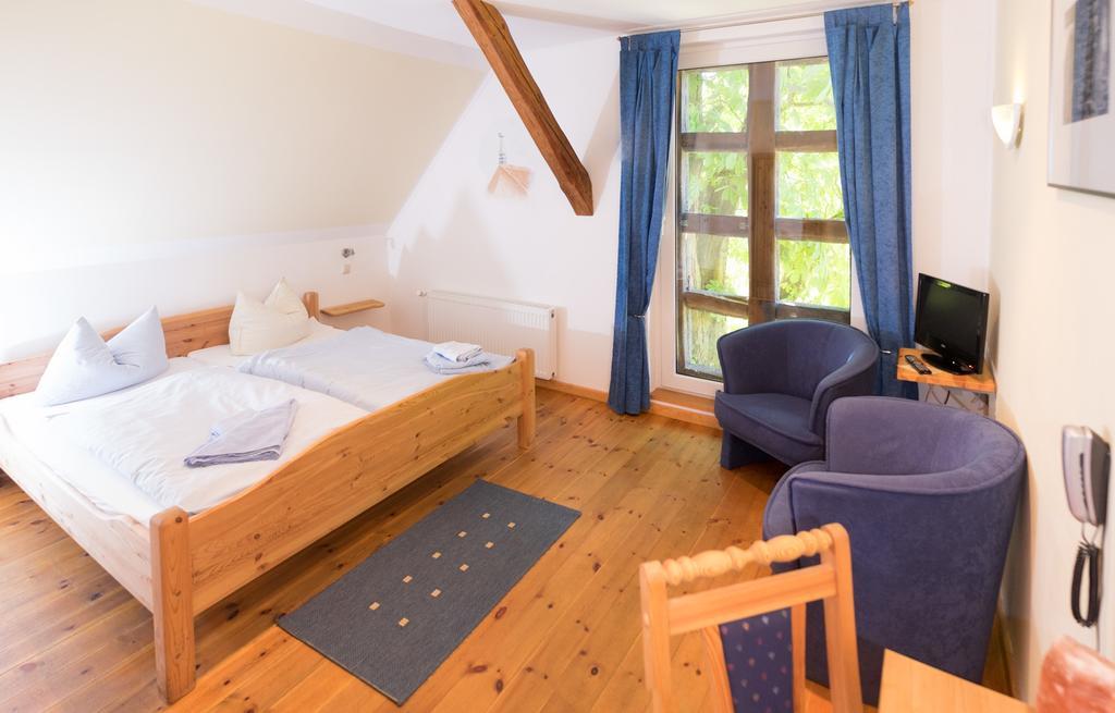 Landhotel Markthof Satemin Wustrow  Chambre photo